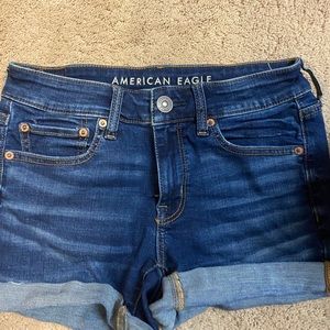 American Eagle shorts!